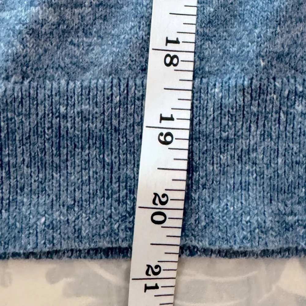EUC Kid’s Gap Cotton Crewneck Sweater (XL)